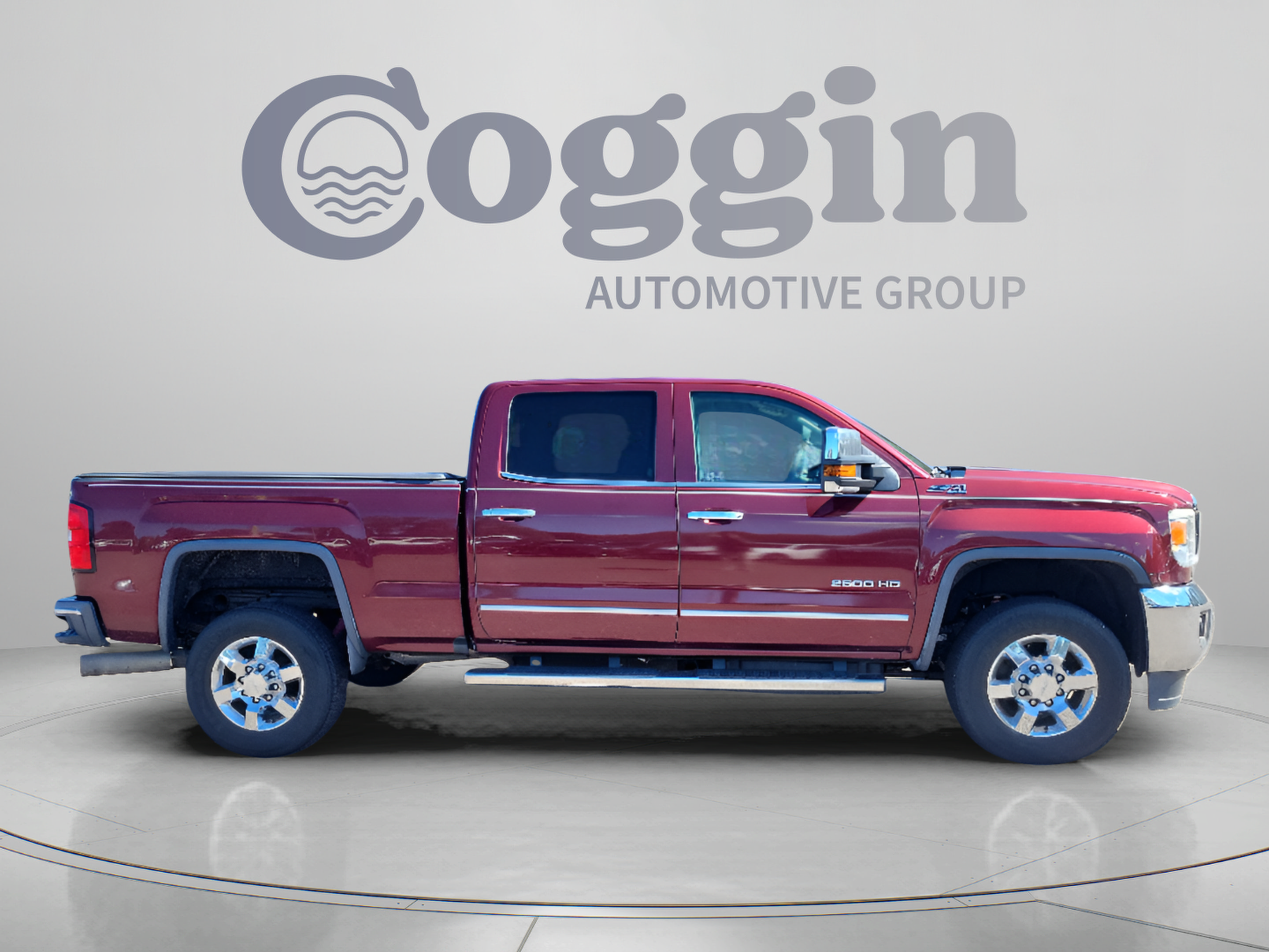 Used 2016 GMC Sierra 2500 SLT w/ Duramax Plus Package AWD/4WD image 6