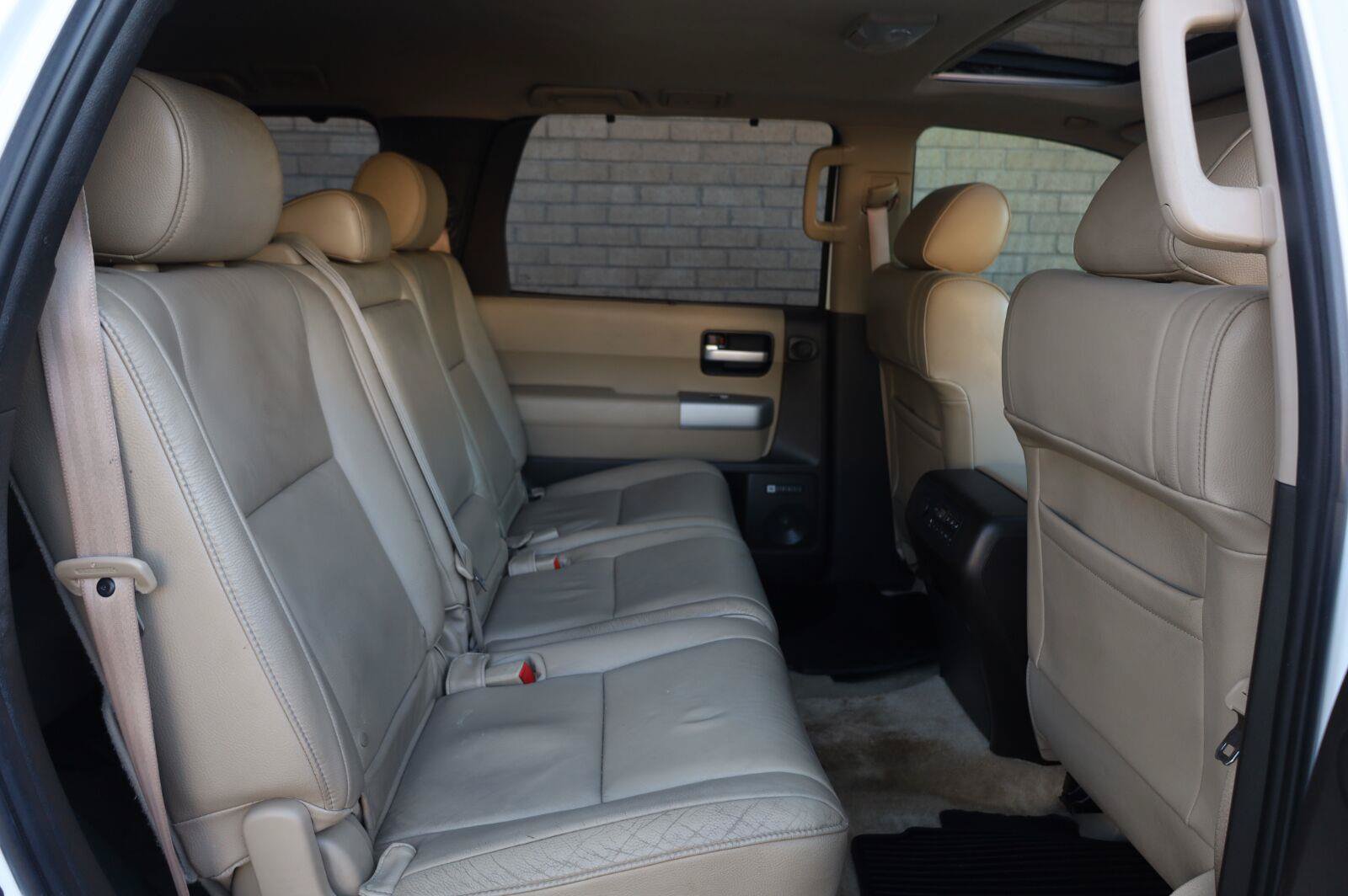 Used 2008 Toyota Sequoia Limited AWD/4WD image 27