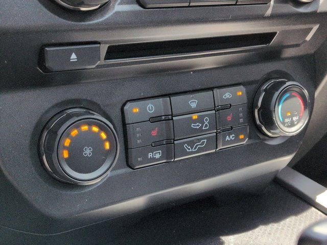 Used 2018 Ford F150 Raptor w/ Equipment Group 801A Mid AWD/4WD image 14