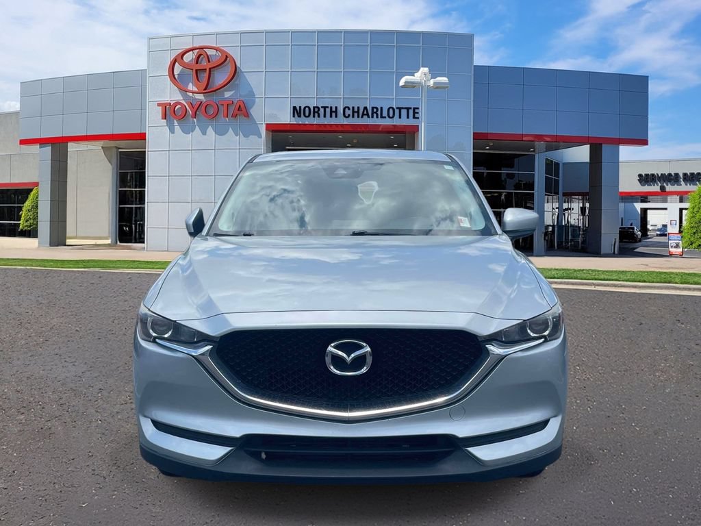 Used 2017 MAZDA CX-5 Touring w/ Preferred Equipment Package FWD image 2