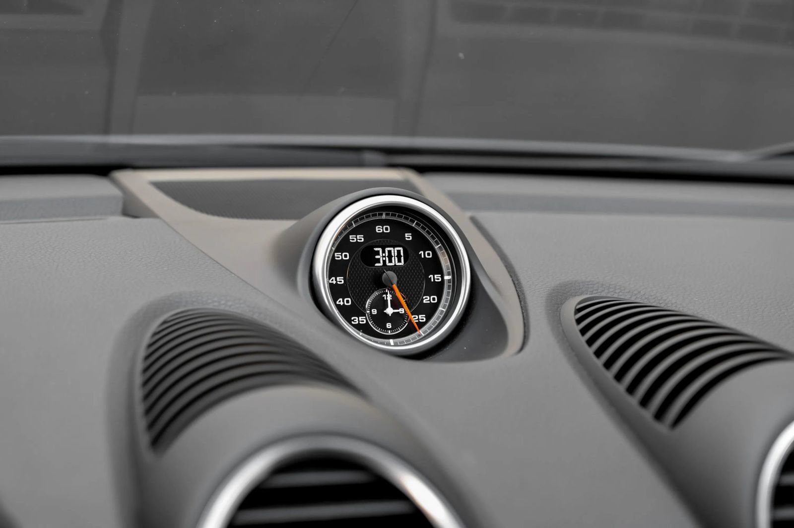 Used 2019 Porsche 718 Cayman S RWD image 32