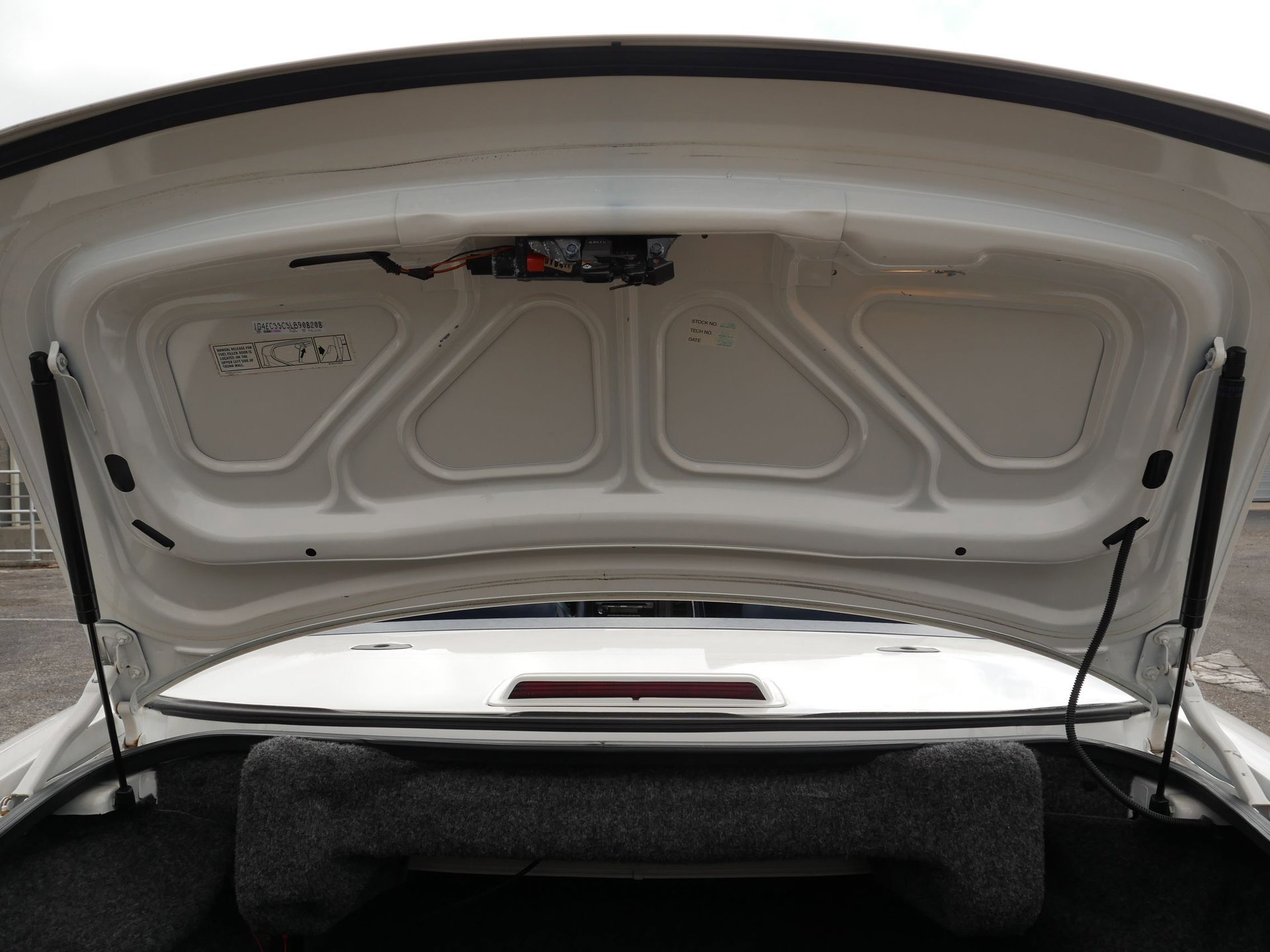 Used 1990 Buick Reatta Convertible image 86