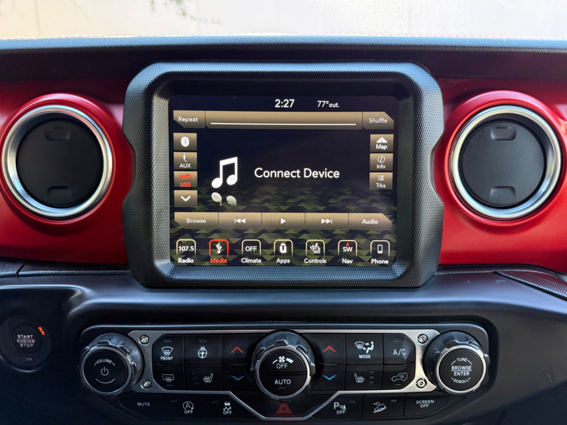 Used 2019 Jeep Wrangler Unlimited Rubicon image 33