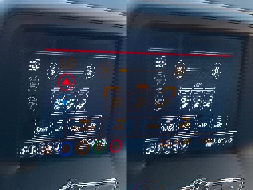 Used 2022 Chevrolet Camaro LT image 18