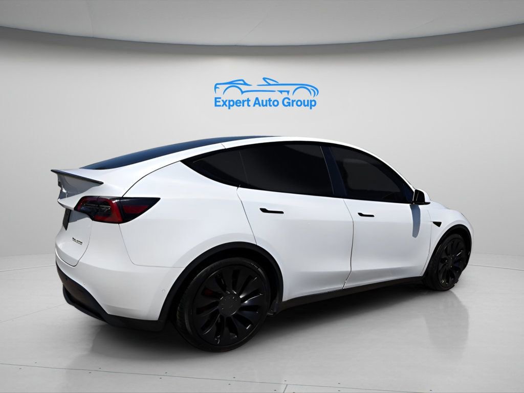 Used 2022 Tesla Model Y Performance AWD/4WD image 7