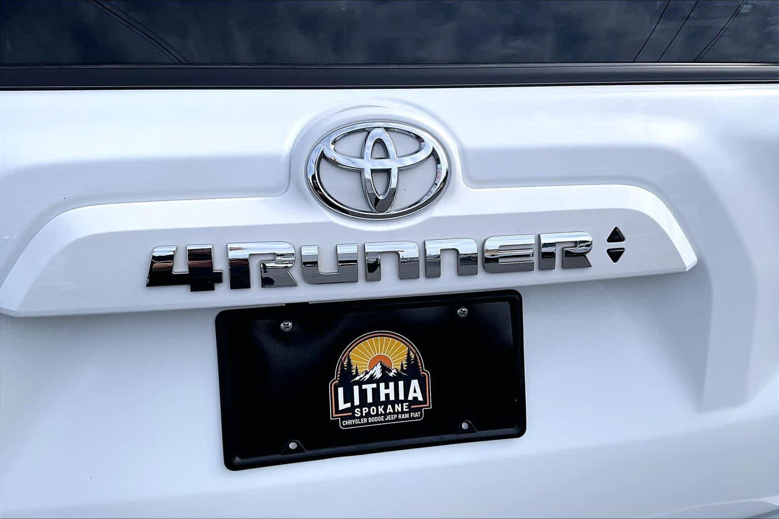 Used 2024 Toyota 4Runner SR5 Premium w/ Moonroof Package AWD/4WD image 7