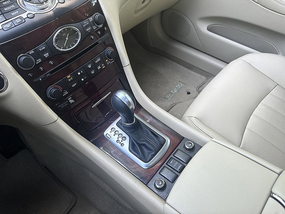 Used 2017 INFINITI QX50 AWD w/ Premium Plus Package image 19