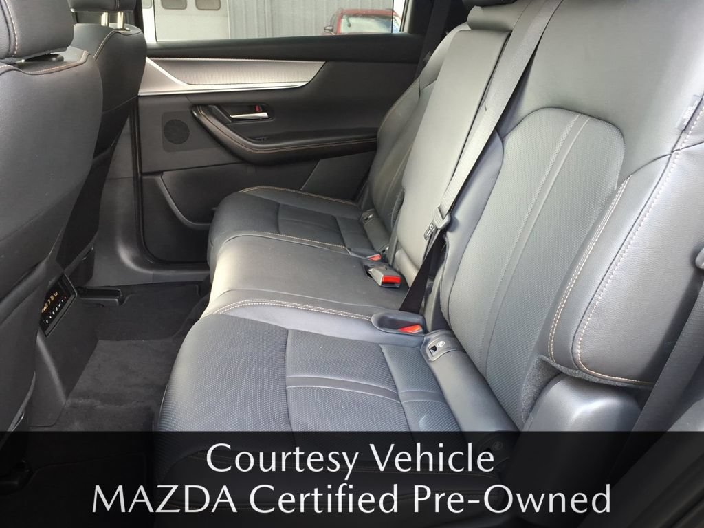 Used 2025 MAZDA CX-70 3.3 Turbo w/ Premium Package AWD/4WD image 15