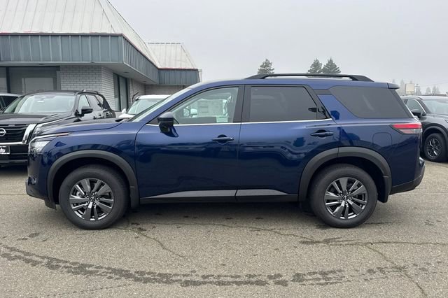 New 2025 Nissan Pathfinder SV w/ Black Appearance Package image 7