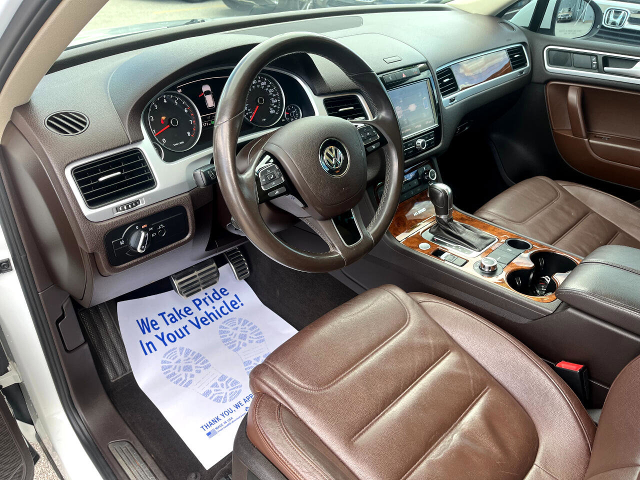 Used 2012 Volkswagen Touareg Hybrid image 9