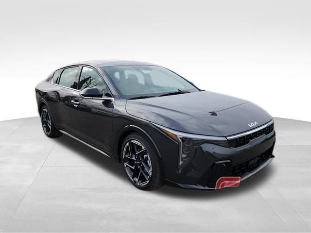 New 2026 Kia K4 GT-Line w/ GT-Line Premium Package