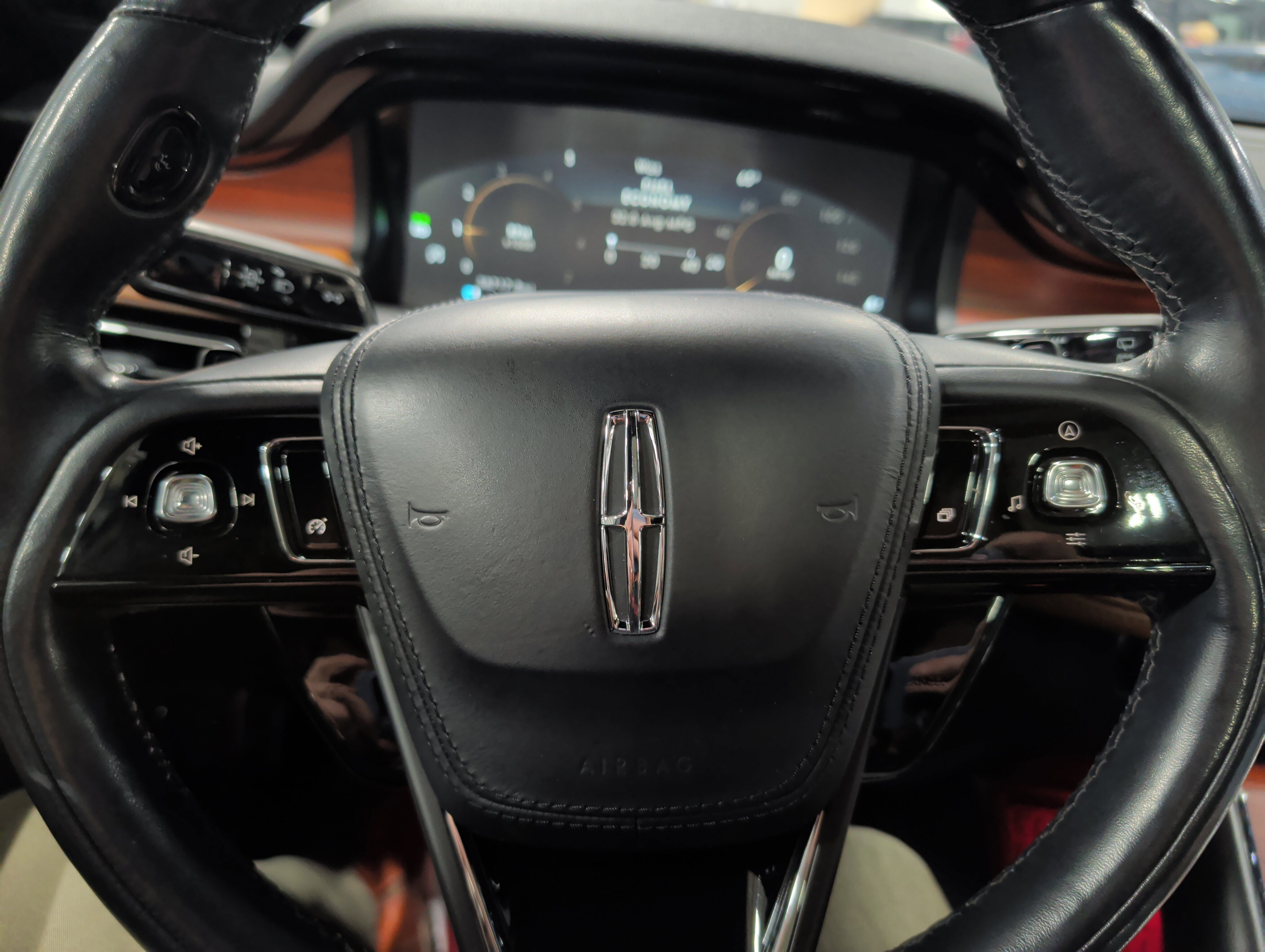 Used 2022 Lincoln Aviator Reserve w/ Elements Package Plus image 10