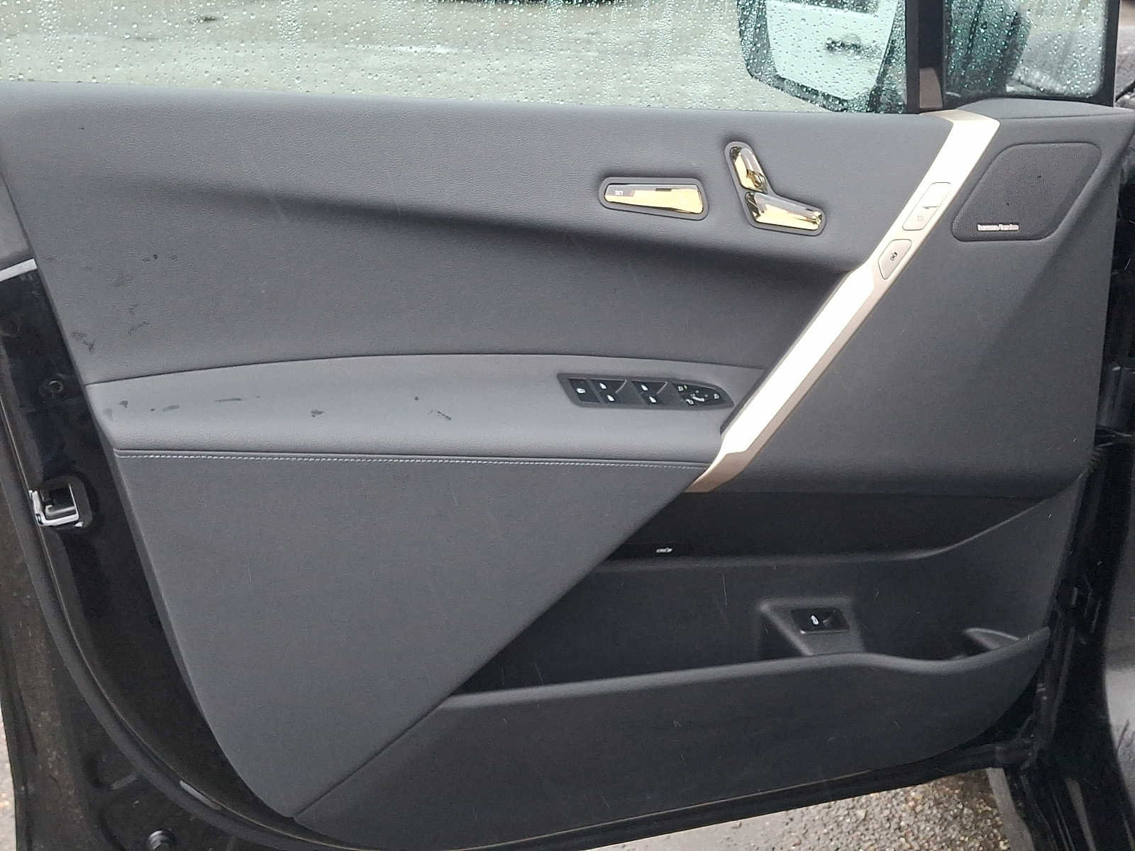 Certified 2024 BMW iX xDrive50 w/ Premium Package image 13