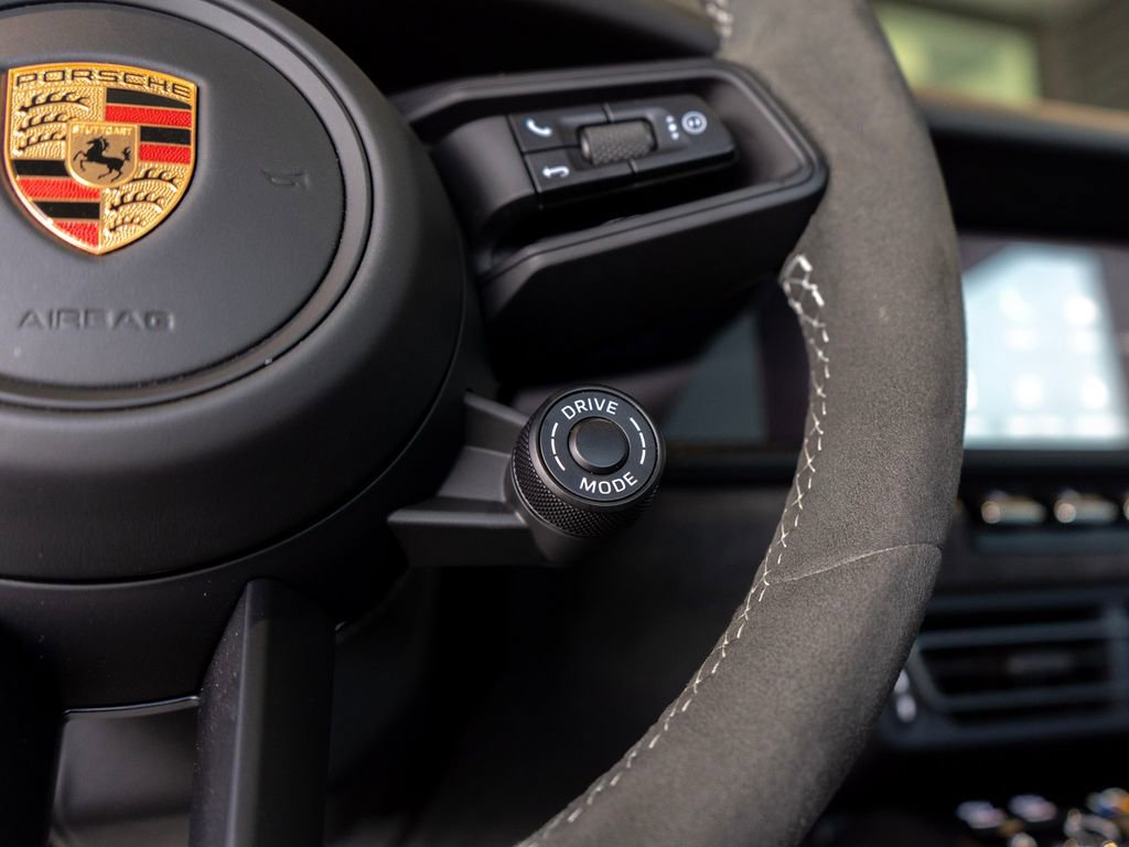 Used 2023 Porsche 911 GT3 image 24