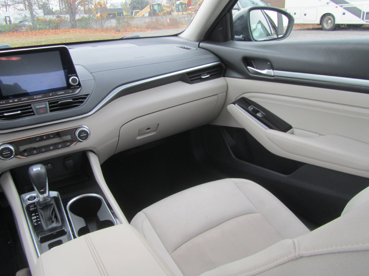 Used 2020 Nissan Altima 2.5 SV image 14