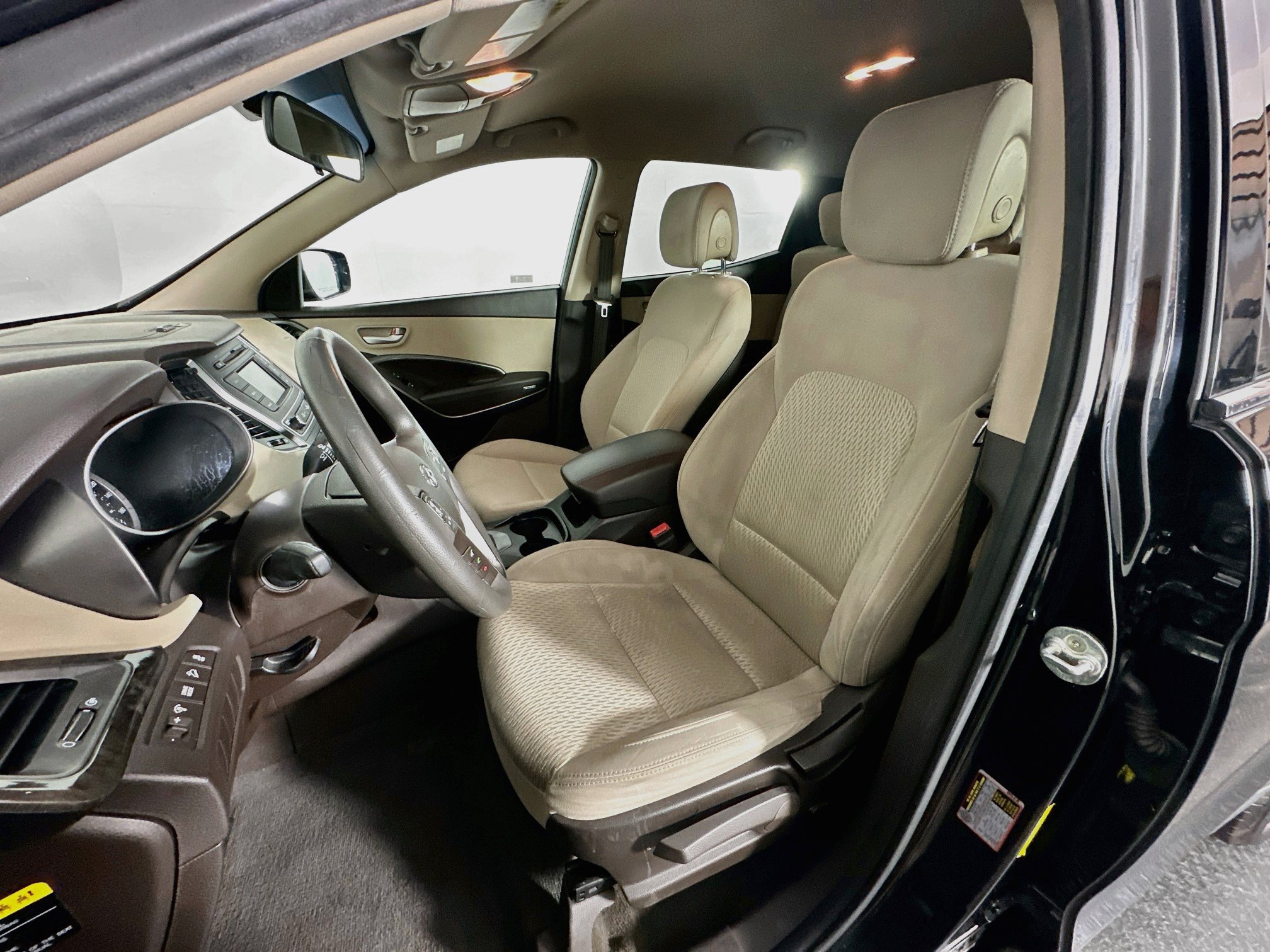 Used 2017 Hyundai Santa Fe Sport FWD image 13