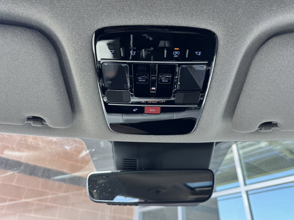 Used 2024 Hyundai Santa Fe Limited image 27