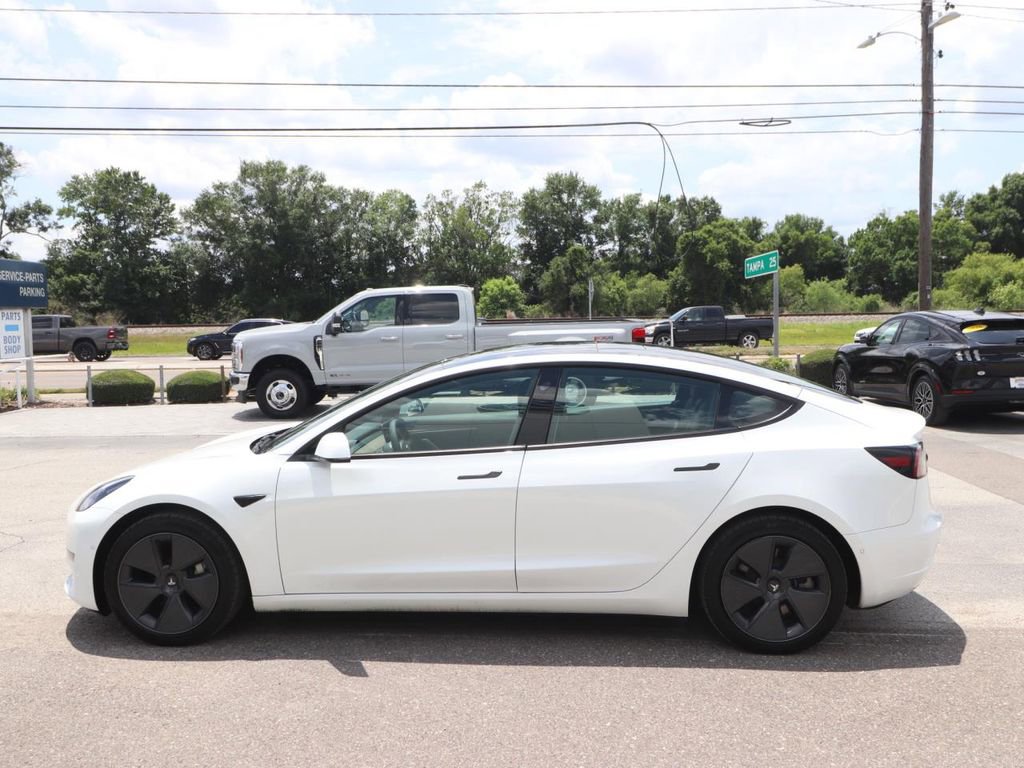 Used 2022 Tesla Model 3 Long Range AWD/4WD image 5