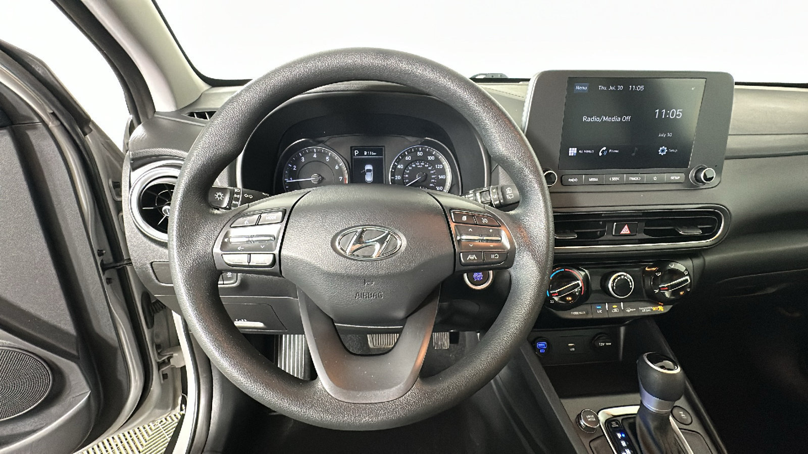 Used 2023 Hyundai Kona SEL w/ Cargo Package AWD/4WD image 17