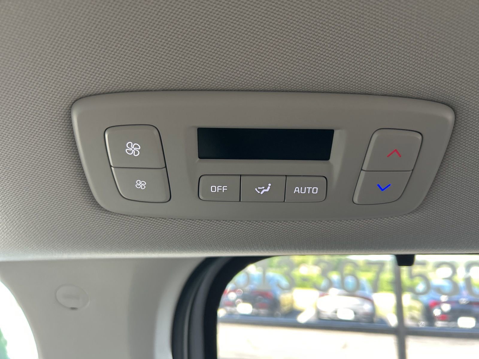 New 2026 Kia Carnival EX image 19