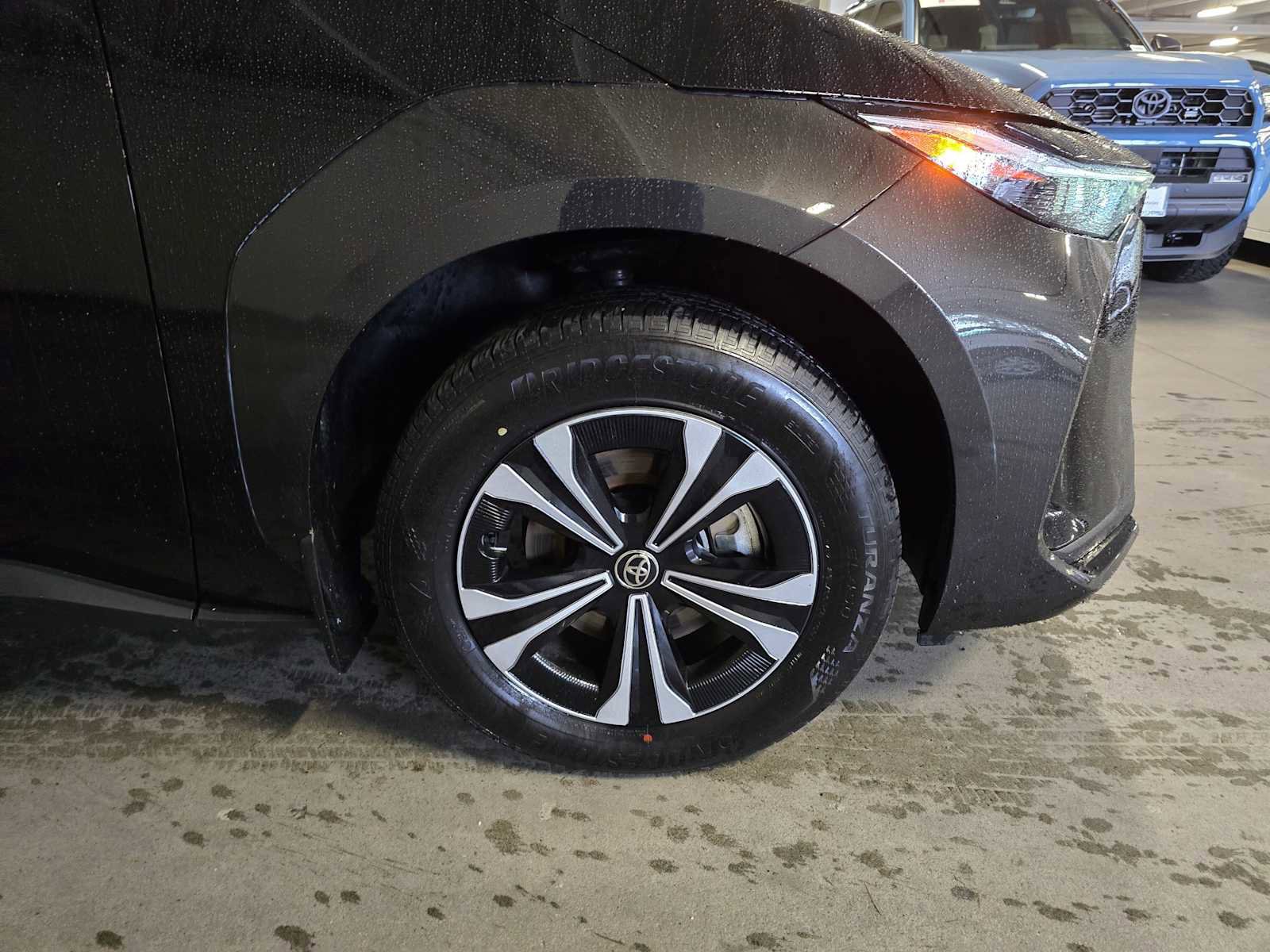 Used 2024 Toyota bZ4X XLE image 9