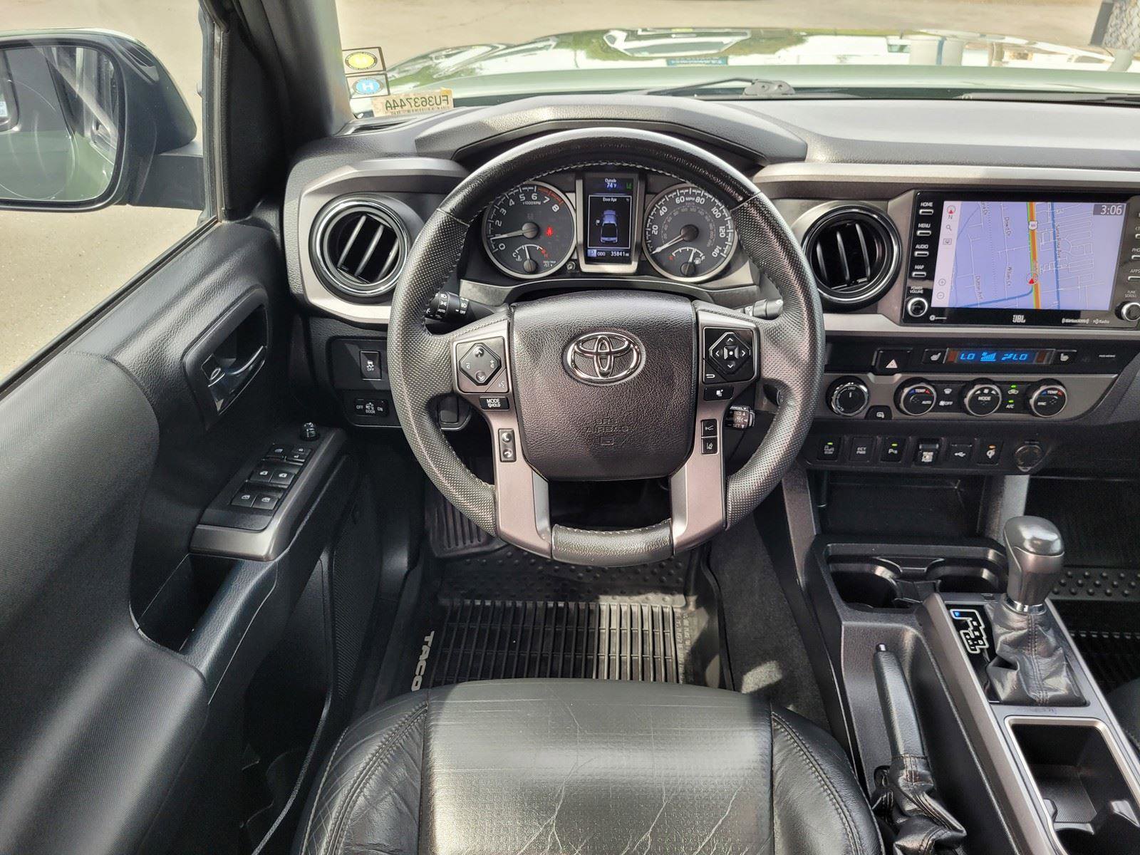 Used 2021 Toyota Tacoma TRD Off-Road w/ TRD Premium Off Road Package AWD/4WD image 19