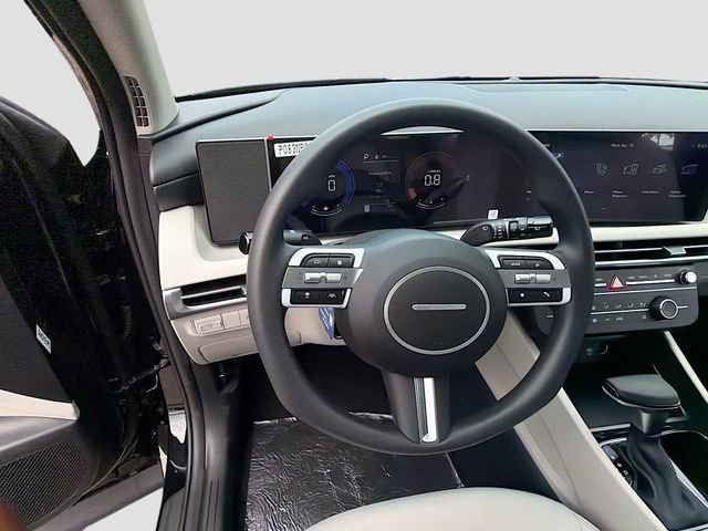 New 2026 Hyundai Tucson SE FWD image 11