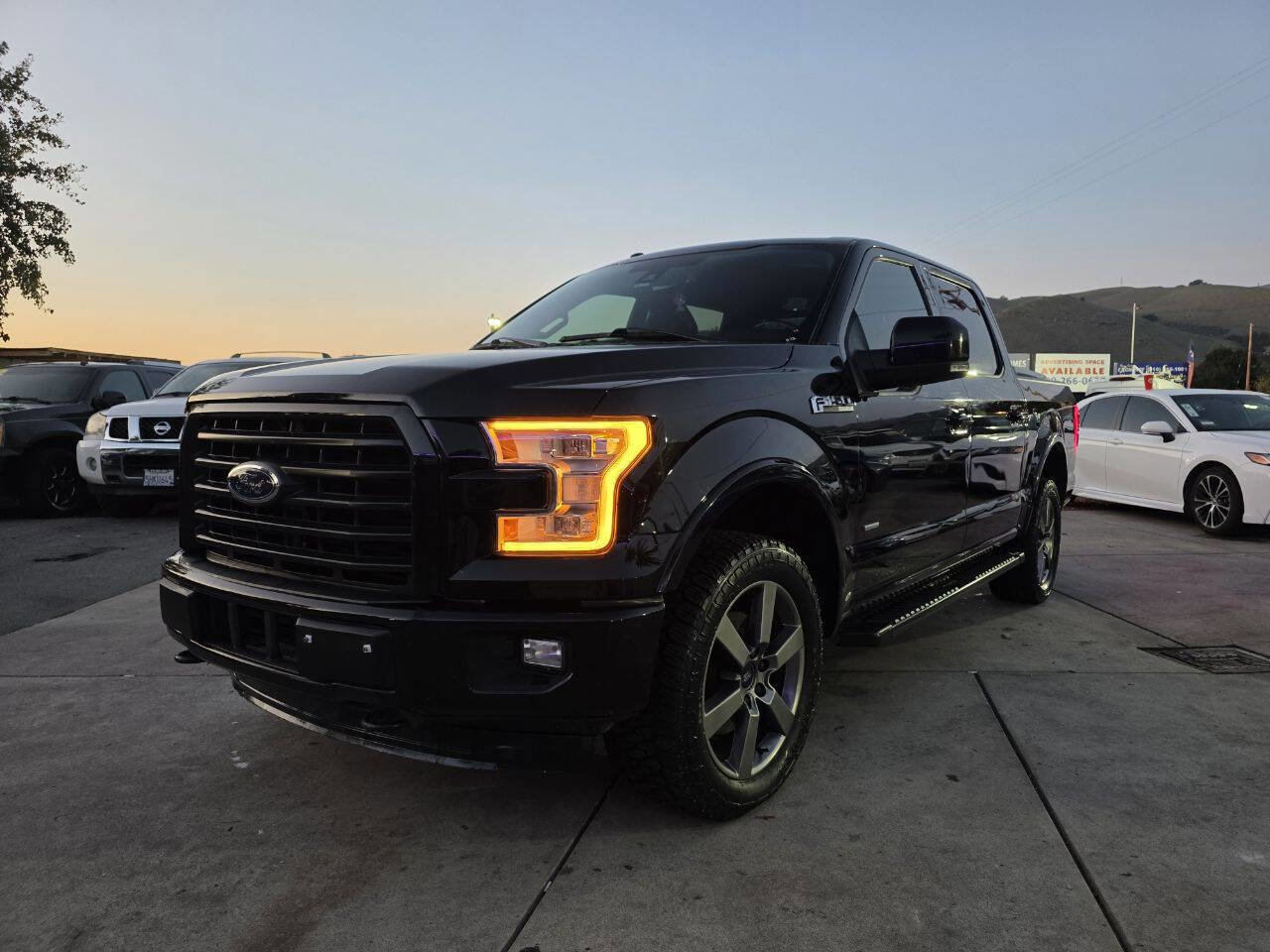 Used 2016 Ford F150 Lariat w/ Equipment Group 502A Luxury image 1
