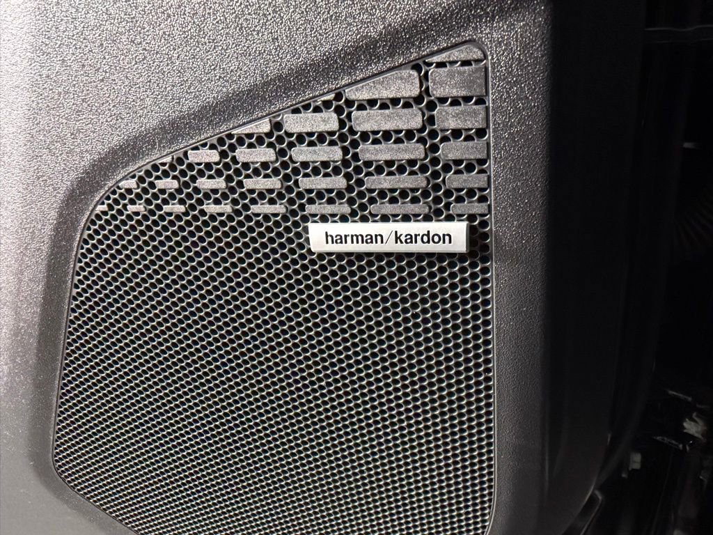 Used 2025 Subaru Solterra Limited w/ Limited Package image 19