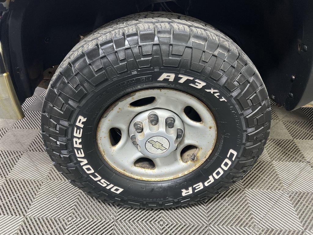 Used 2007 Chevrolet Silverado 2500 W/T w/ Skid Plate Package AWD/4WD image 27