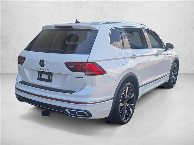 Used 2024 Volkswagen Tiguan SEL R-Line image 5