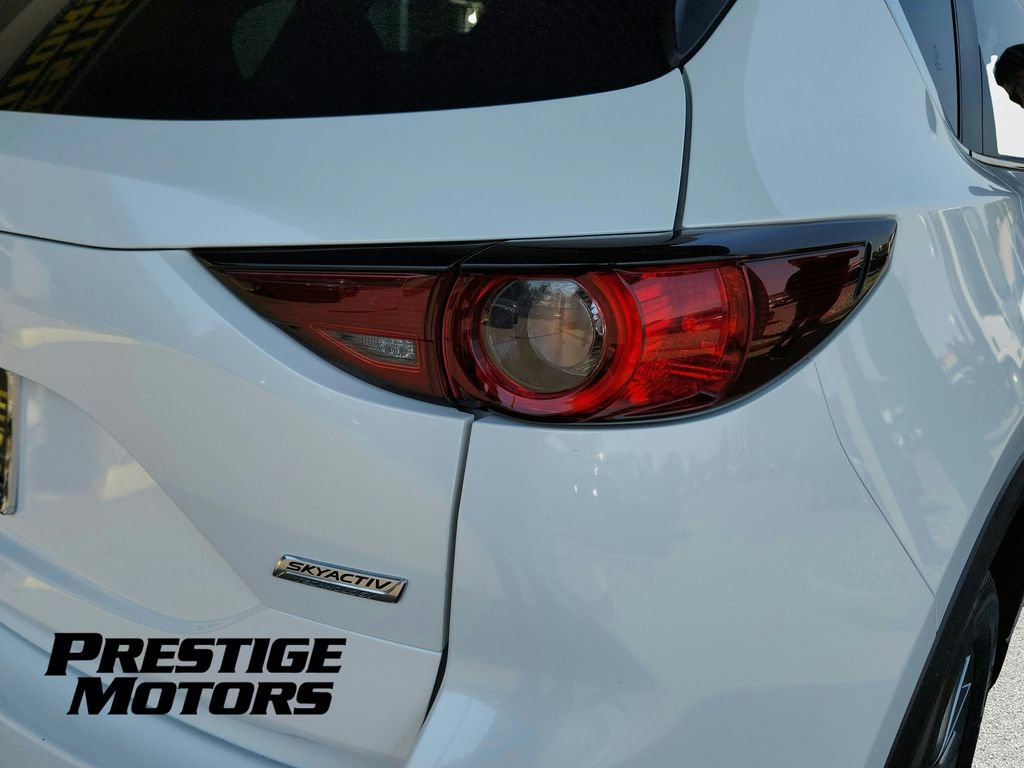 Used 2017 MAZDA CX-5 Touring w/ Preferred Equipment Package AWD/4WD image 32