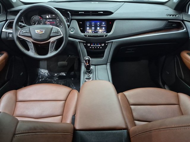 Used 2023 Cadillac XT5 Premium Luxury FWD image 18