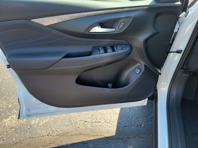 New 2026 Buick Envista Sport Touring w/ Convenience I Package FWD image 19