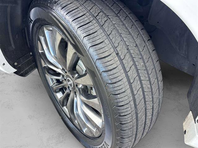 Used 2022 Nissan Armada Platinum w/ Captain's Chairs Package image 9