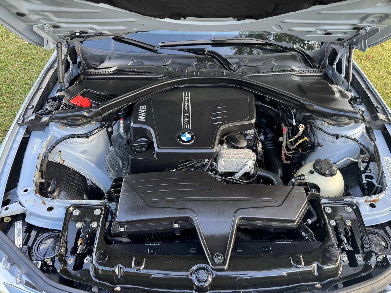 Used 2014 BMW 320i xDrive Sedan image 29