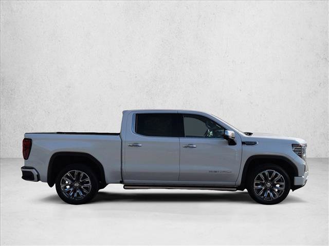 Used 2023 GMC Sierra 1500 Denali w/ Denali Reserve Package AWD/4WD image 12