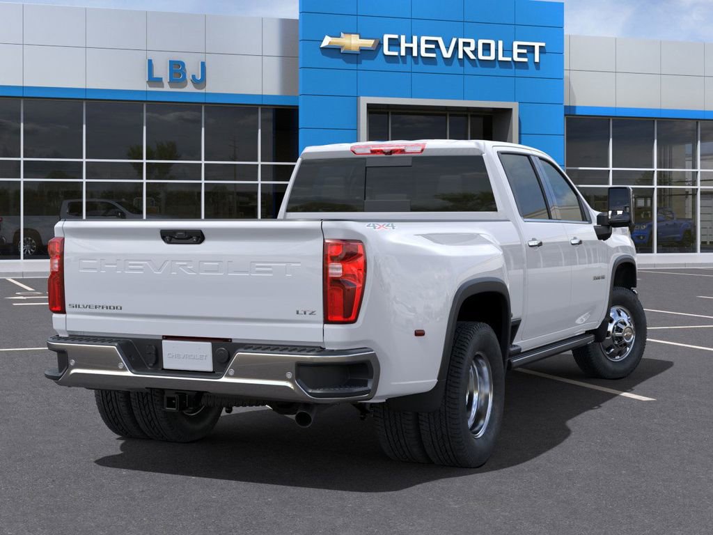 New 2025 Chevrolet Silverado 3500 LTZ w/ LTZ Convenience Package AWD/4WD image 4
