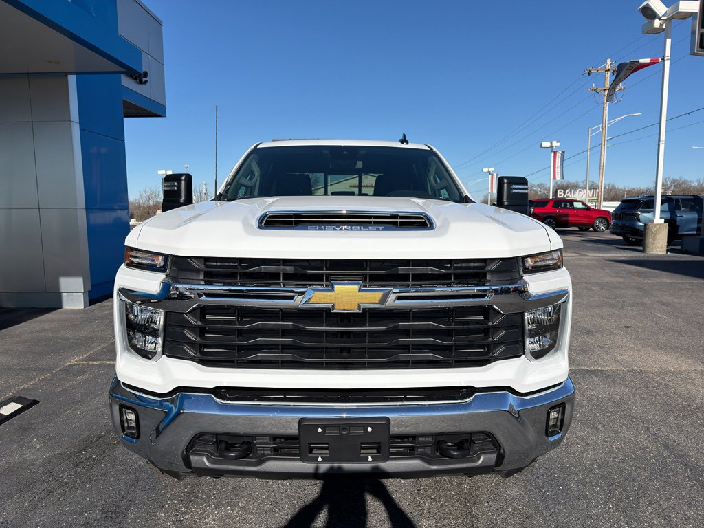 New 2026 Chevrolet Silverado 2500 LT image 2