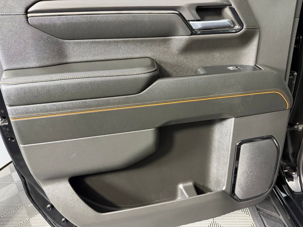 Used 2024 GMC Sierra 1500 AT4 w/ Technology Package image 26