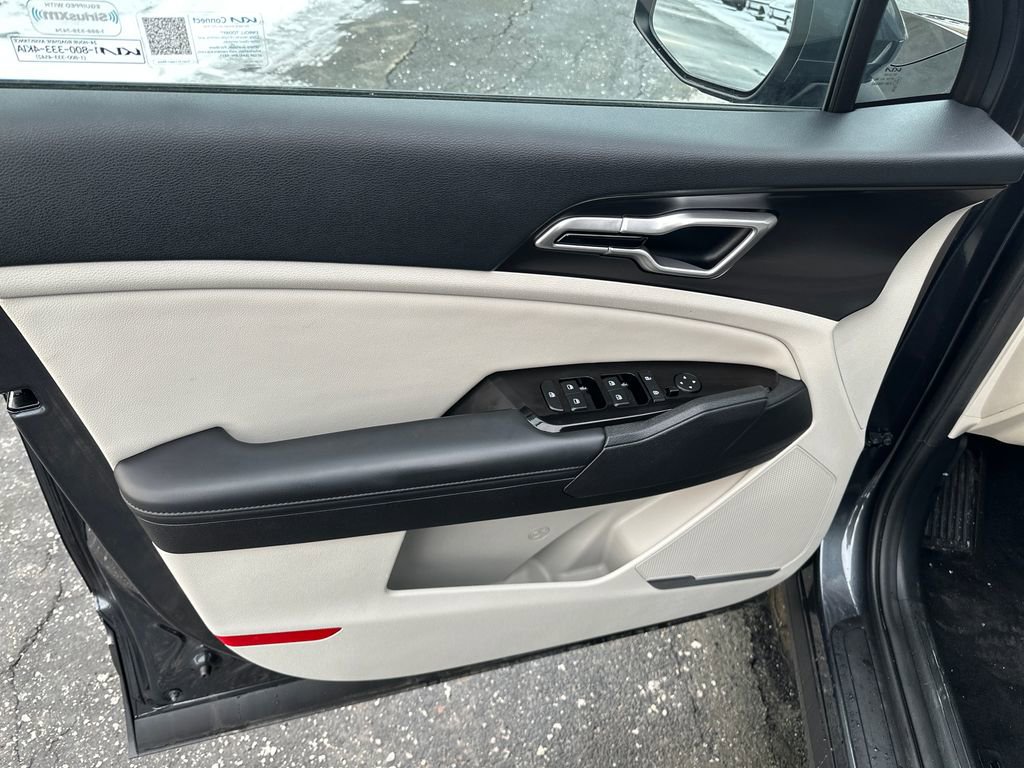 Used 2023 Kia Sportage EX image 37