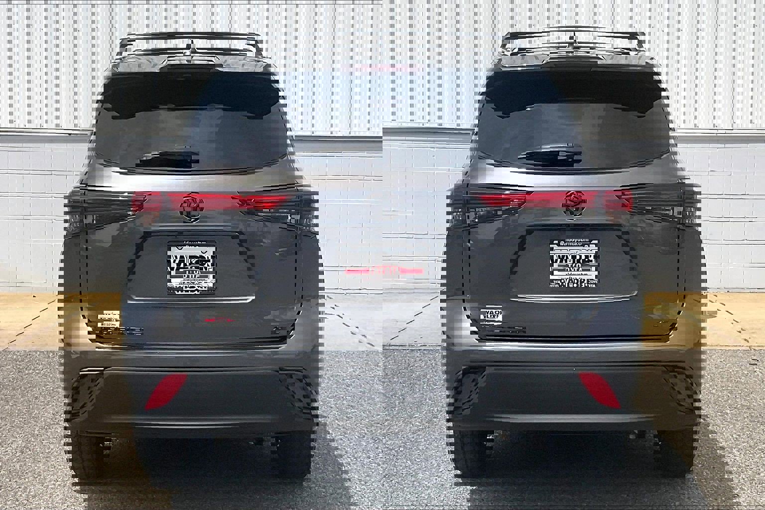 Used 2020 Toyota Highlander XLE FWD image 5