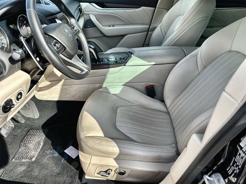 Used 2023 Maserati Levante Modena image 24