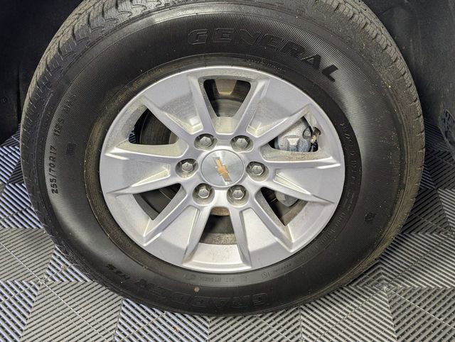 Used 2025 Chevrolet Silverado 1500 W/T image 9