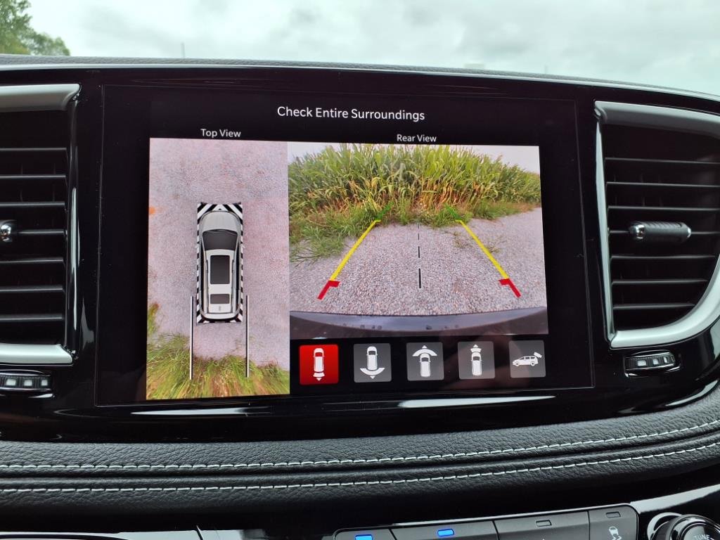 New 2026 Chrysler Pacifica Select image 11