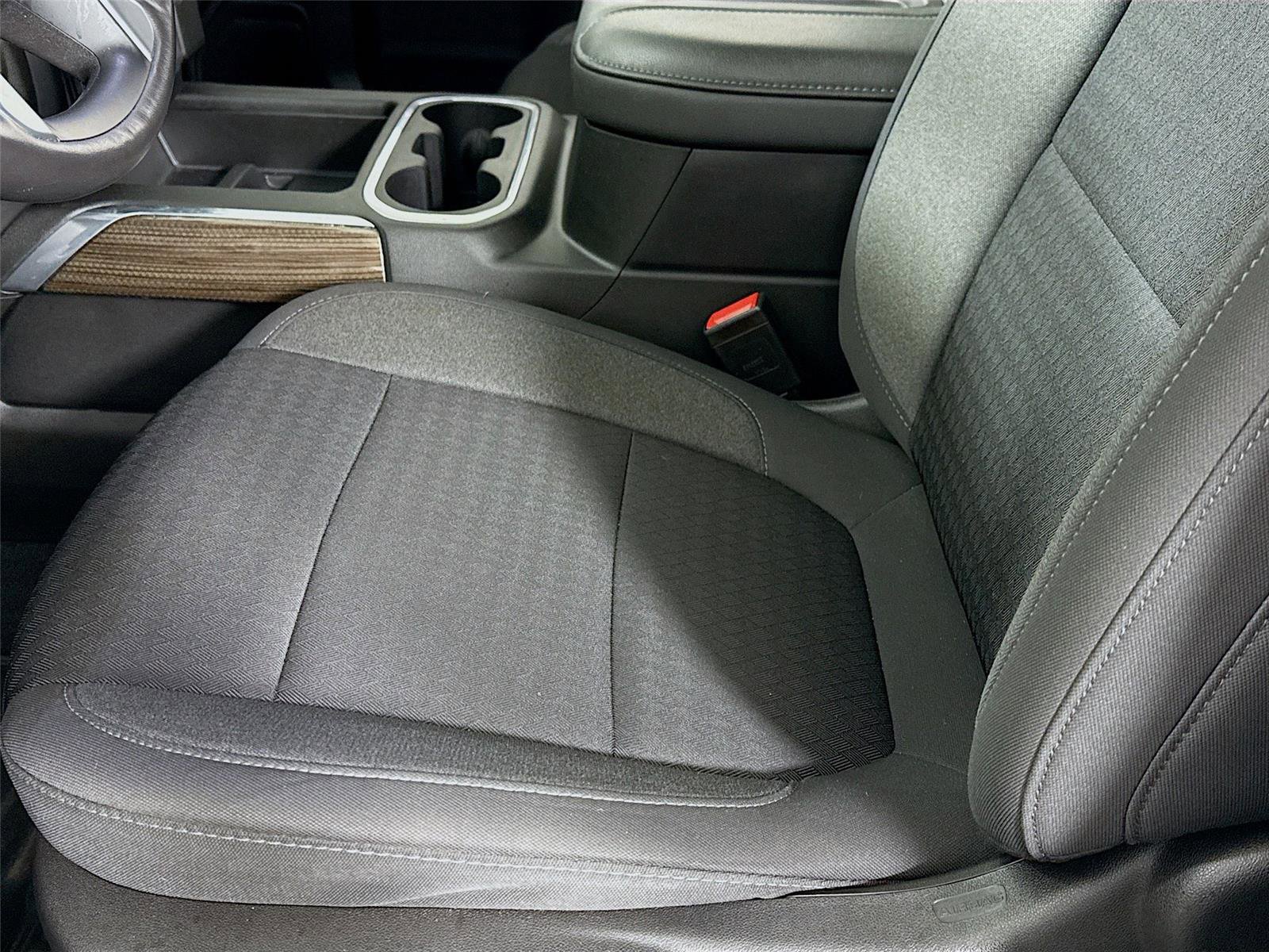 Used 2022 Chevrolet Silverado 2500 LT w/ Z71 Sport Edition image 12