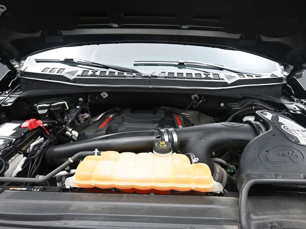 Used 2018 Ford F150 Raptor w/ Equipment Group 802A Luxury image 35