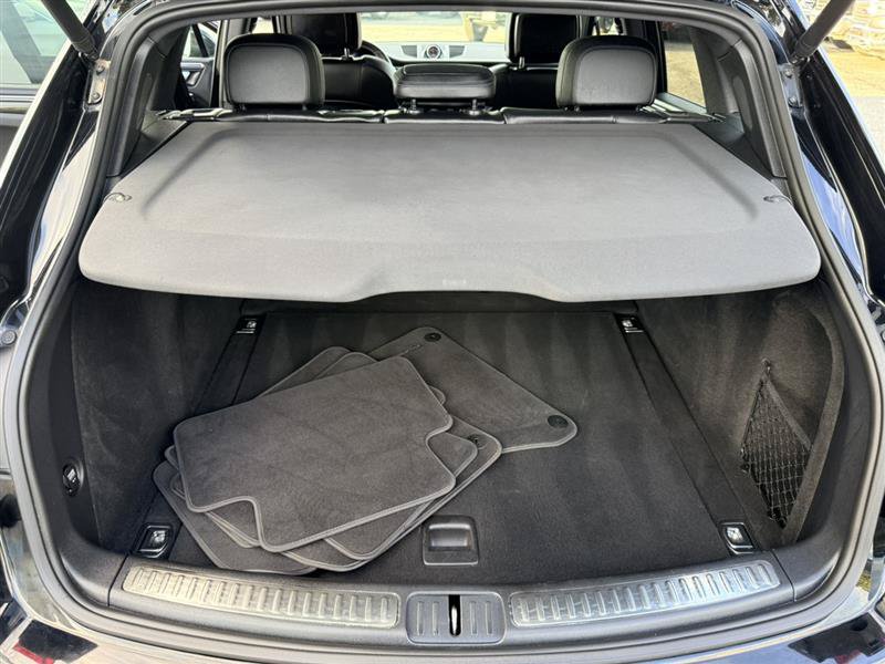Used 2021 Porsche Macan AWD/4WD image 19