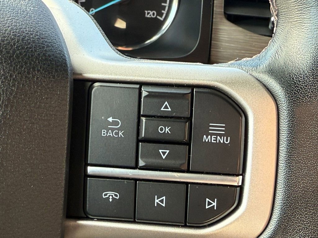 Used 2022 Ford Expedition Limited image 30