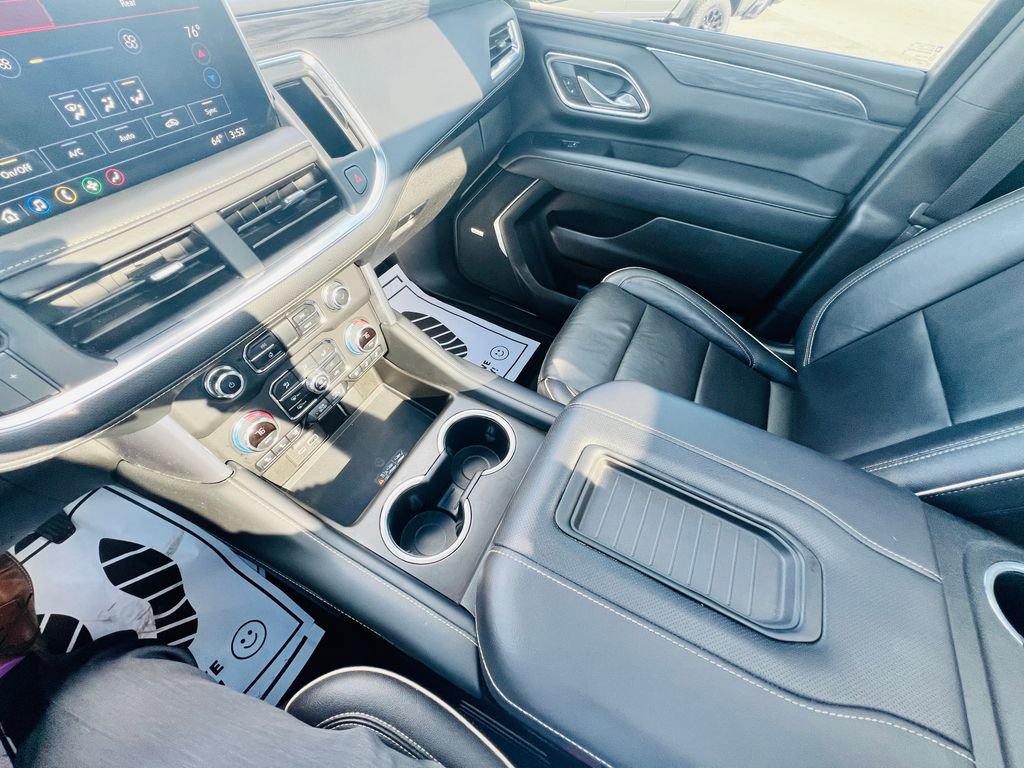 Used 2021 GMC Yukon SLT w/ SLT Premium Package image 19